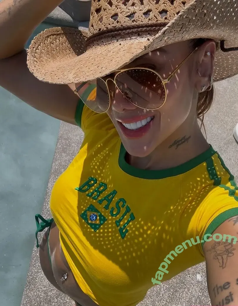 Sonia Isaza nude photo #0109 (Sonia_Isaza1 / niaisazaoficial)