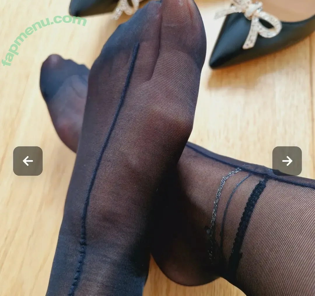 SoniPanda nude photo #0023 (Soni Panda / nylonskitten)
