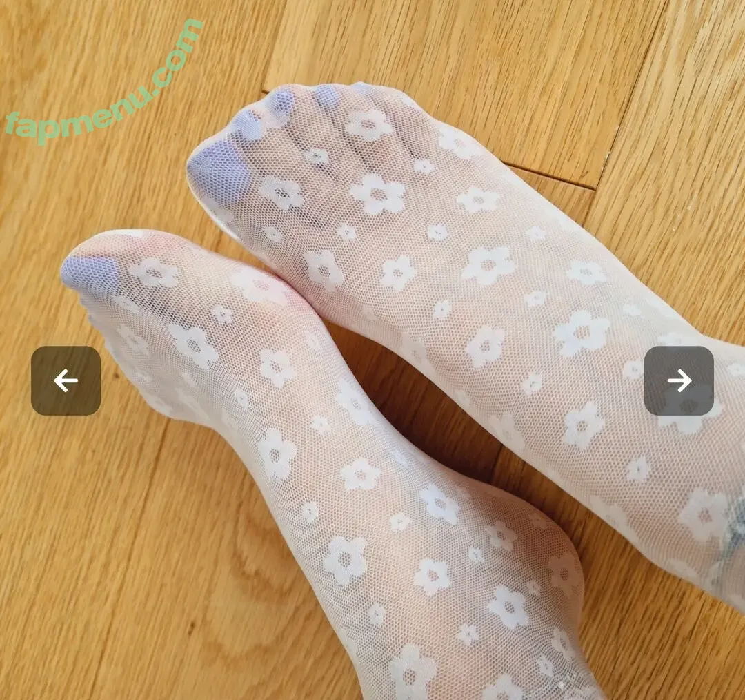 SoniPanda nude photo #0030 (Soni Panda / nylonskitten)