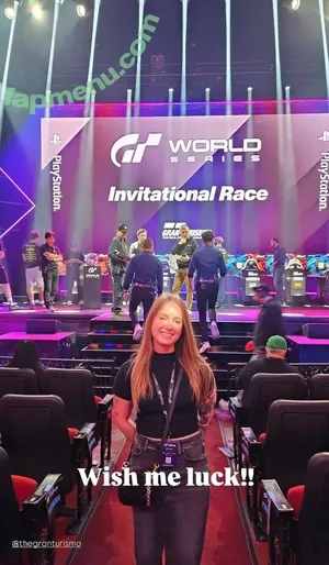 Sonja Reid / OMGitsfirefoxx nude photo #0244