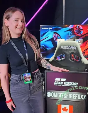 Sonja Reid / OMGitsfirefoxx nude photo #0251