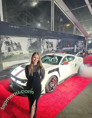 Sonja Reid / OMGitsfirefoxx nude photo #0254