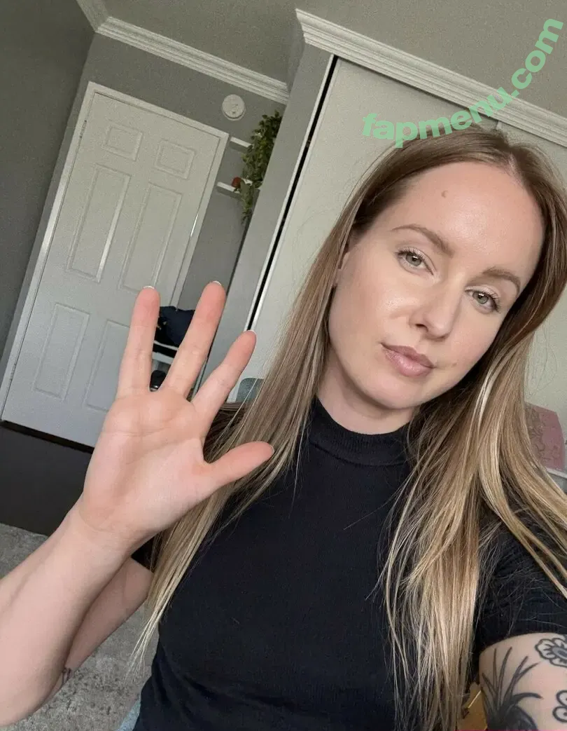 Sonja Reid nude photo #0230 (OMGitsfirefoxx)