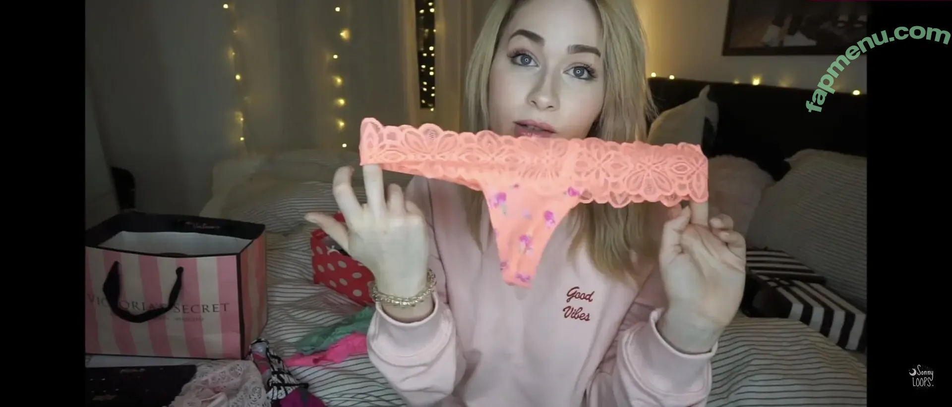 Sonny Loops nude photo #0383 (sonnyloops)