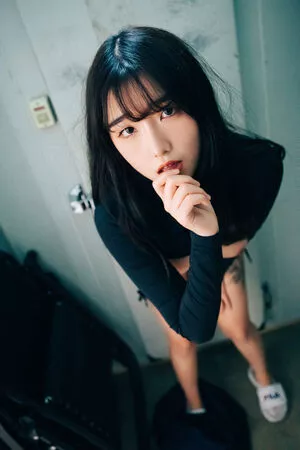 Sonson 손손 / sonson_o3o / sonson_uwu nude photo #0068