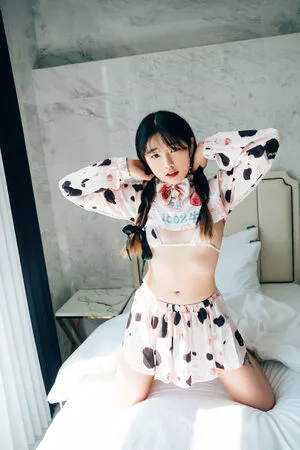 Sonson 손손 / sonson_o3o / sonson_uwu nude photo #0089