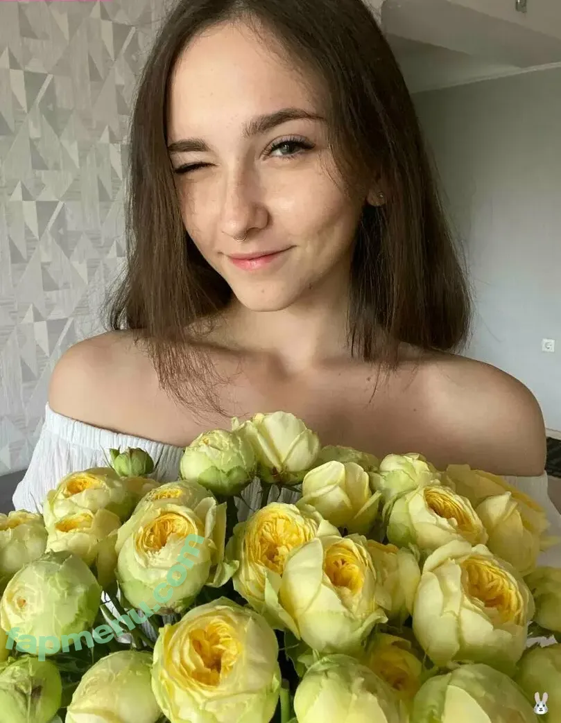 sonya_me nude photo #0036 (Lexi-Diamondxo / sonya.me.love)