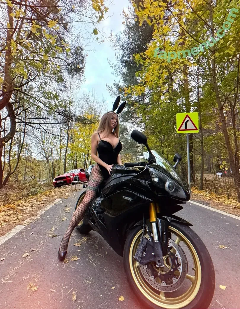 Sonya Temnikova nude photo #1115 (sonyatemnikova)