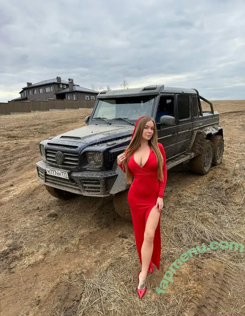 Sonya Temnikova nude photo #1204 (sonyatemnikova)