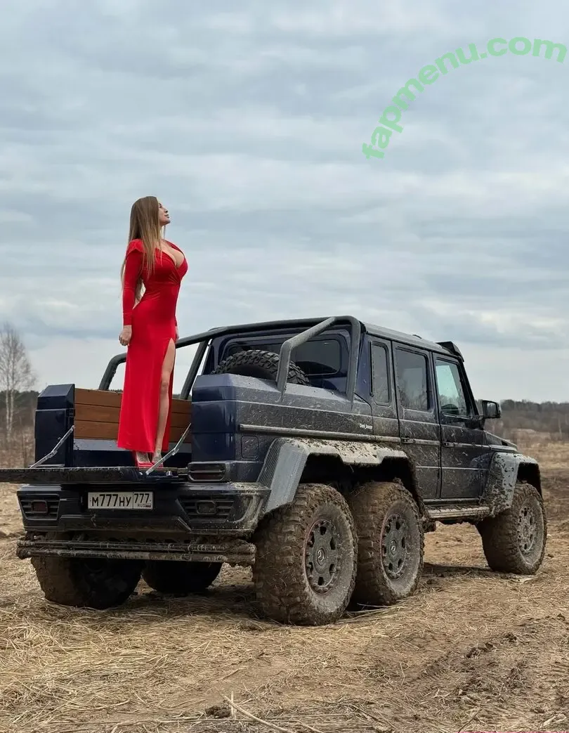 Sonya Temnikova nude photo #1206 (sonyatemnikova)