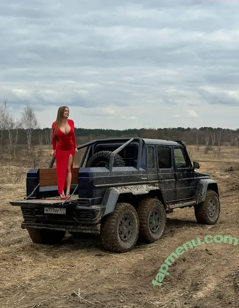 Sonya Temnikova nude photo #1207 (sonyatemnikova)