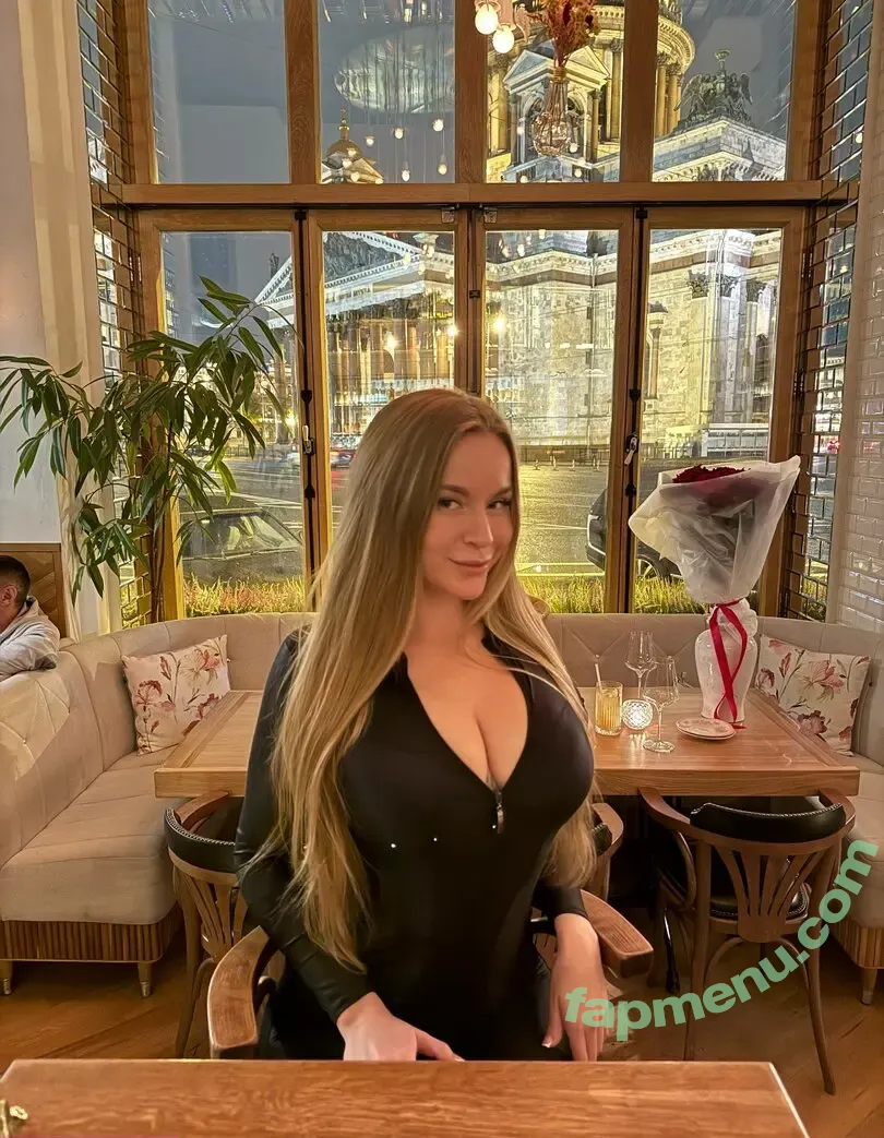 Sonya Temnikova nude photo #1223 (sonyatemnikova)