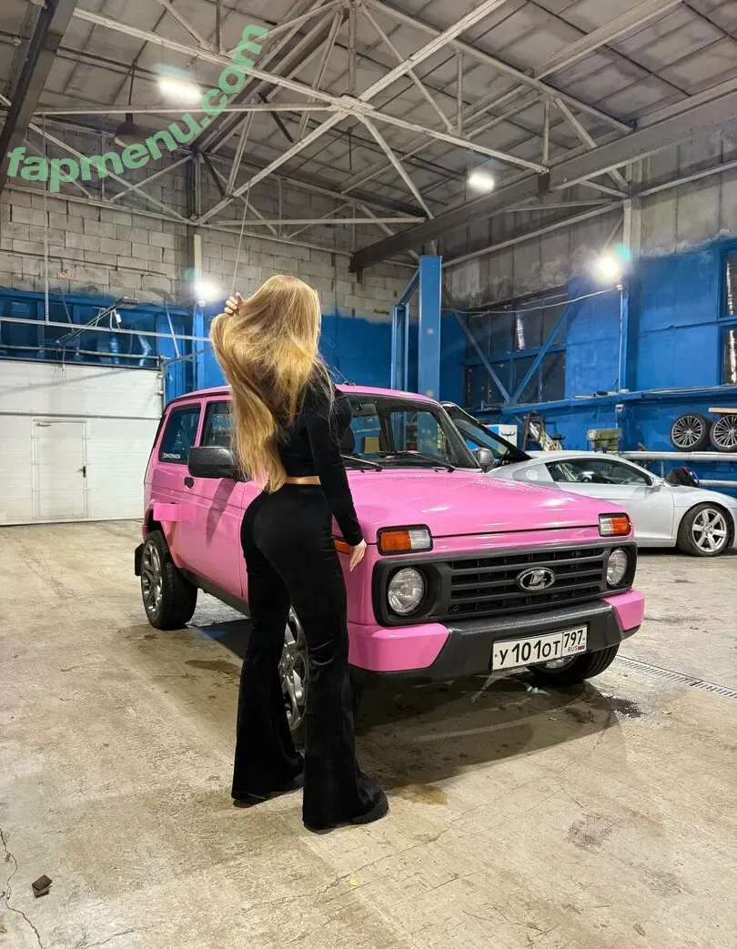 Sonya Temnikova nude photo #1295 (sonyatemnikova)