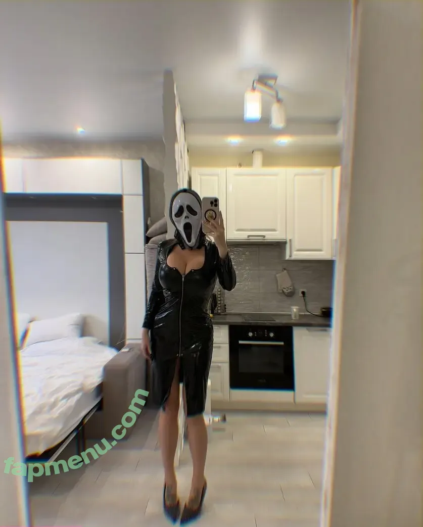 Sonya Temnikova nude photo #1300 (sonyatemnikova)