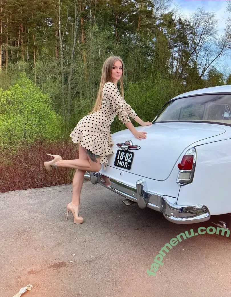 Sonya Temnikova nude photo #1329 (sonyatemnikova)