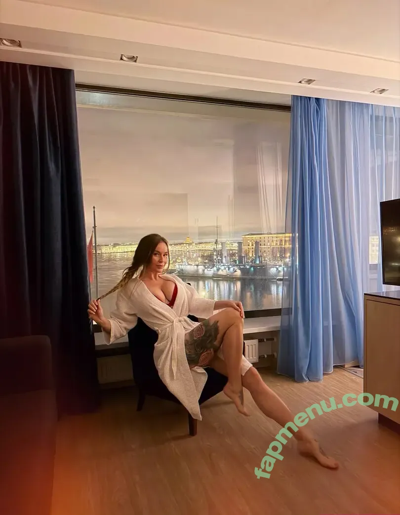 Sonya Temnikova nude photo #1465 (sonyatemnikova)