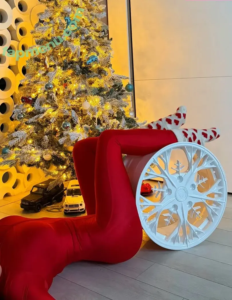 Sonya Temnikova nude photo #1473 (sonyatemnikova)