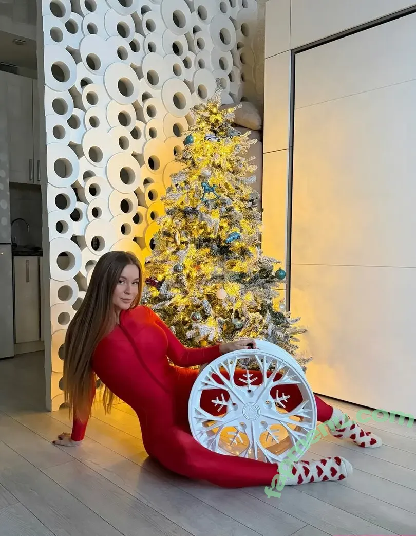 Sonya Temnikova nude photo #1477 (sonyatemnikova)