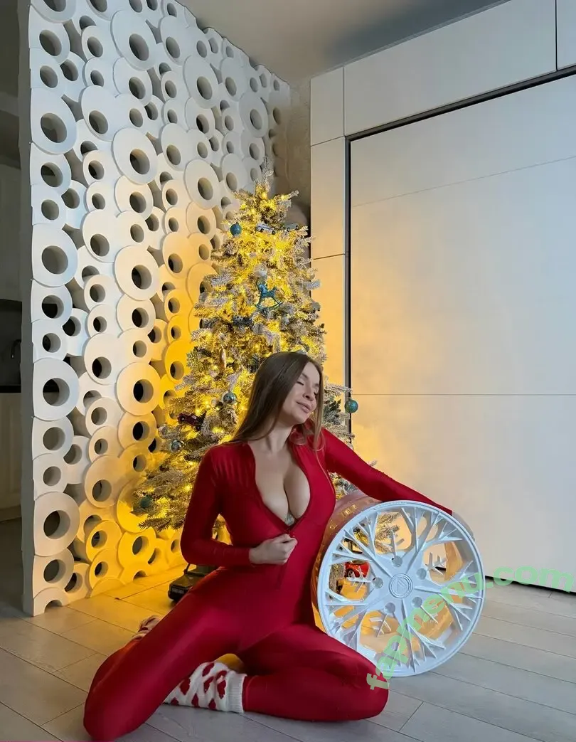 Sonya Temnikova nude photo #1479 (sonyatemnikova)