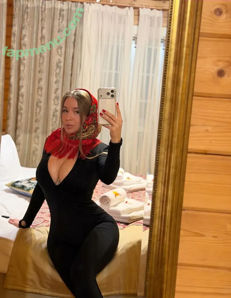 Sonya Temnikova nude photo #1501 (sonyatemnikova)