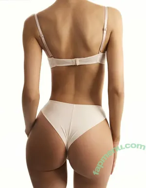 Sonya Zoloeva / Model / sonyazoloeva nude photo #0707