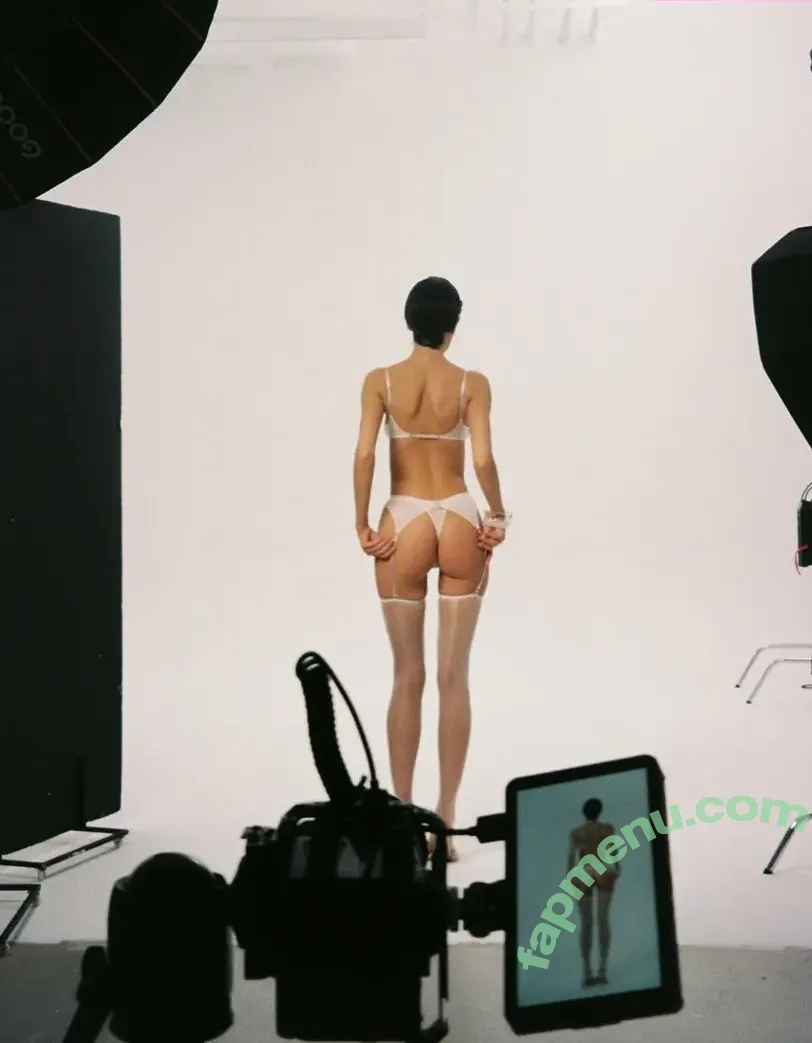 Sonya Zoloeva nude photo #0697 (Model / sonyazoloeva)