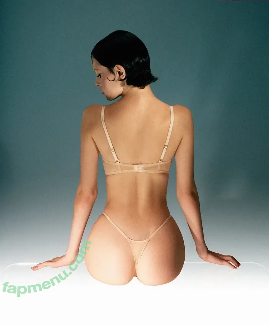 Sonya Zoloeva nude photo #0948 (Model / sonyazoloeva)