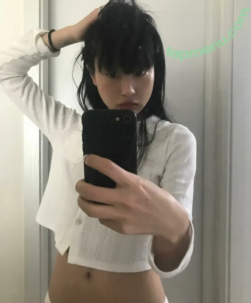 sooooorok nude photo #0100 (Lee Soomin)