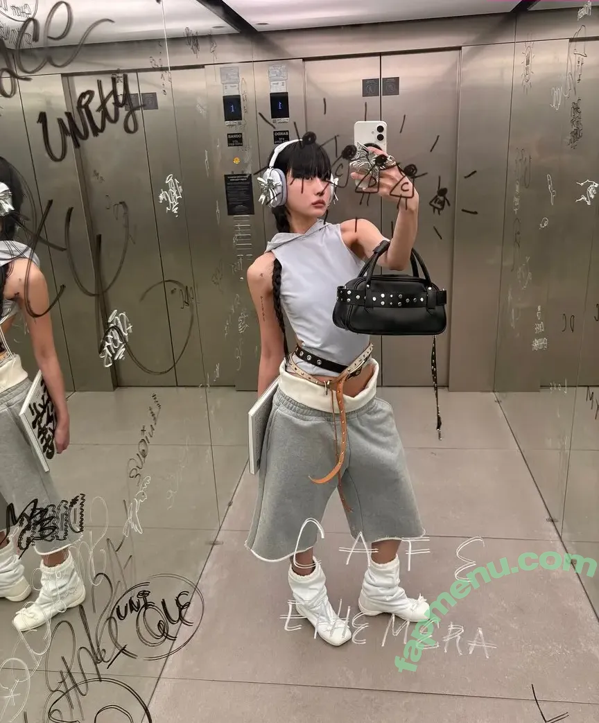 sooooorok nude photo #0117 (Lee Soomin)