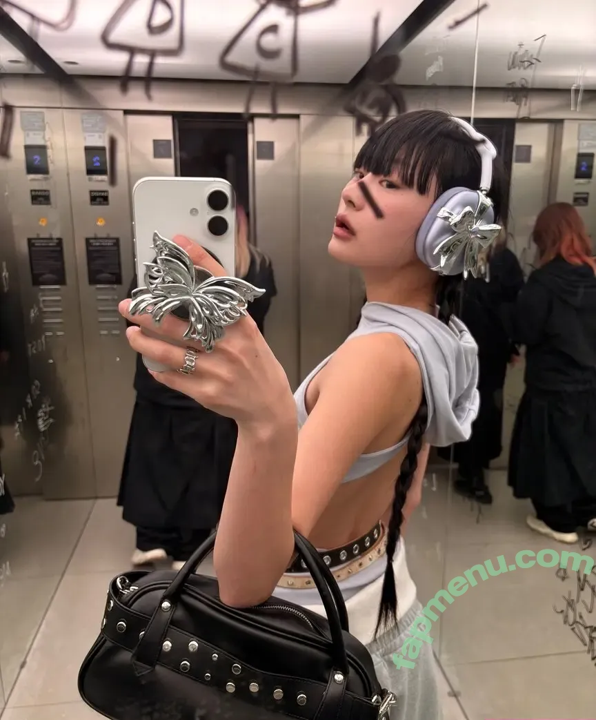 sooooorok nude photo #0118 (Lee Soomin)