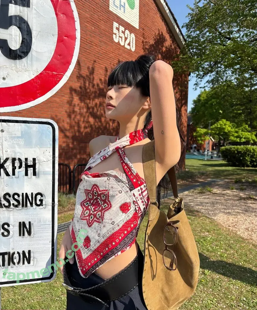 sooooorok nude photo #0119 (Lee Soomin)