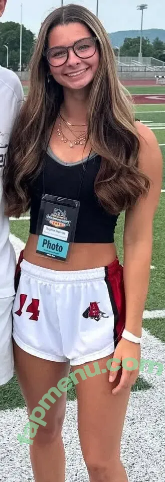 Soph Herriot nude photo #0017 (sophherriot / sophieraiin)