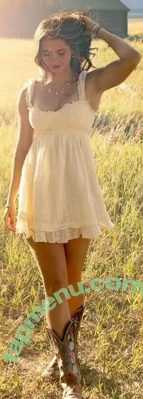 Soph Herriot nude photo #0044 (sophherriot / sophieraiin)