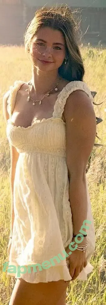 Soph Herriot nude photo #0046 (sophherriot / sophieraiin)