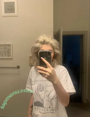 soph8983 / Sophie43 / l3avem3alone / sophia8983 nude photo #0444