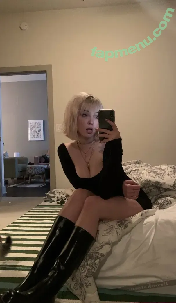 soph8983 nude photo #0437 (Sophie43 / l3avem3alone / sophia8983)