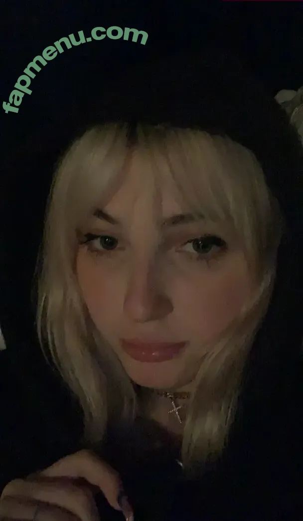 soph8983 nude photo #0439 (Sophie43 / l3avem3alone / sophia8983)