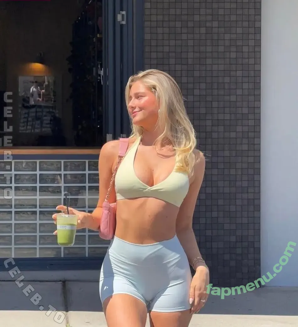 Sophadophaa nude photo #0076 (nataschasophiaa / sophadophaa_)