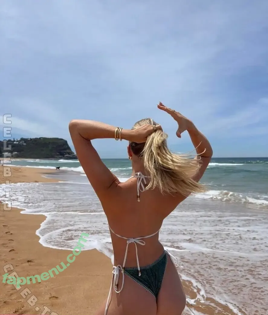 Sophadophaa nude photo #0093 (nataschasophiaa / sophadophaa_)