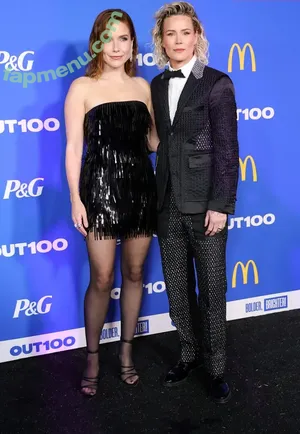 Sophia Bush / sophiabush nude photo #0272