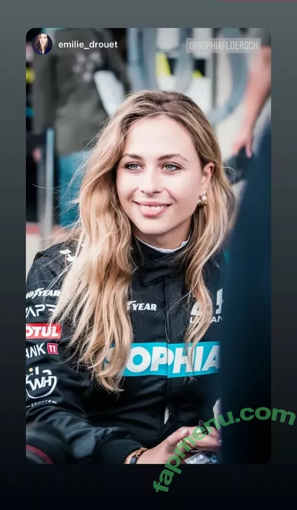 Sophia Flörsch nude photo #0003 (Floersch / sophiafloersch)