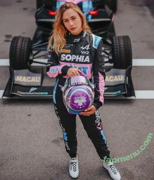 Sophia Flörsch / SophiaFloersch nude photo #0168