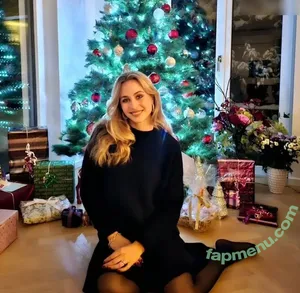 Sophia Flörsch / SophiaFloersch nude photo #0178
