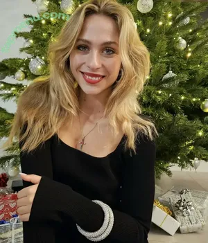 Sophia Flörsch / SophiaFloersch nude photo #0212