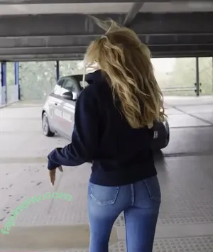 Sophia Flörsch / SophiaFloersch nude photo #0276