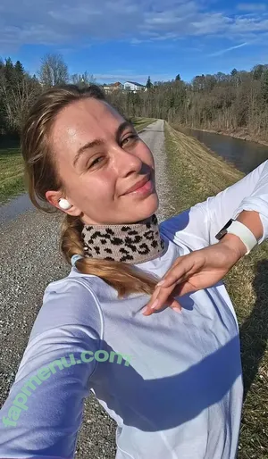 Sophia Flörsch / SophiaFloersch nude photo #0321
