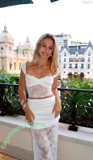 Sophia Flörsch / SophiaFloersch nude photo #0645