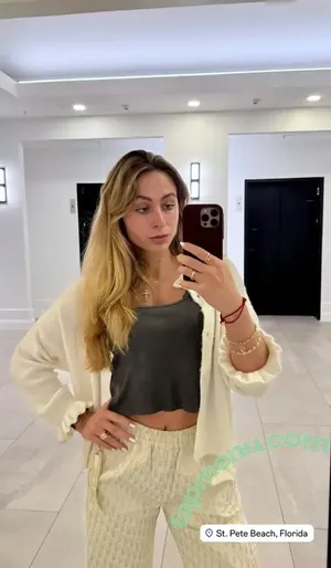 Sophia Flörsch / SophiaFloersch nude photo #0663