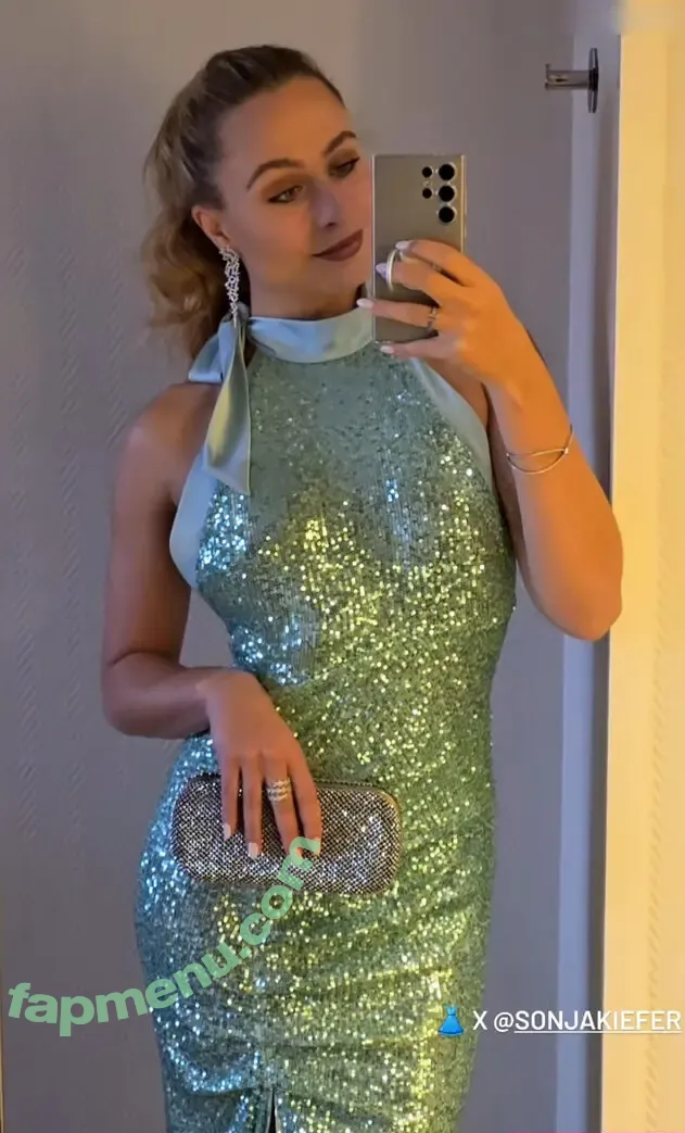Sophia Flörsch nude photo #0290 (SophiaFloersch)