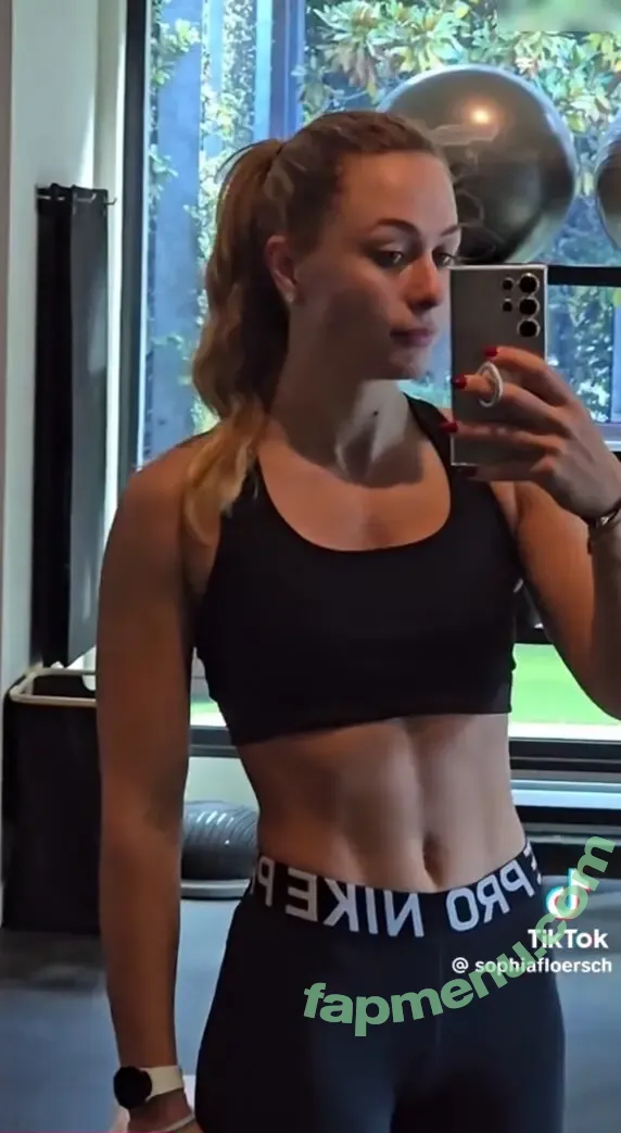 Sophia Flörsch nude photo #0319 (SophiaFloersch)